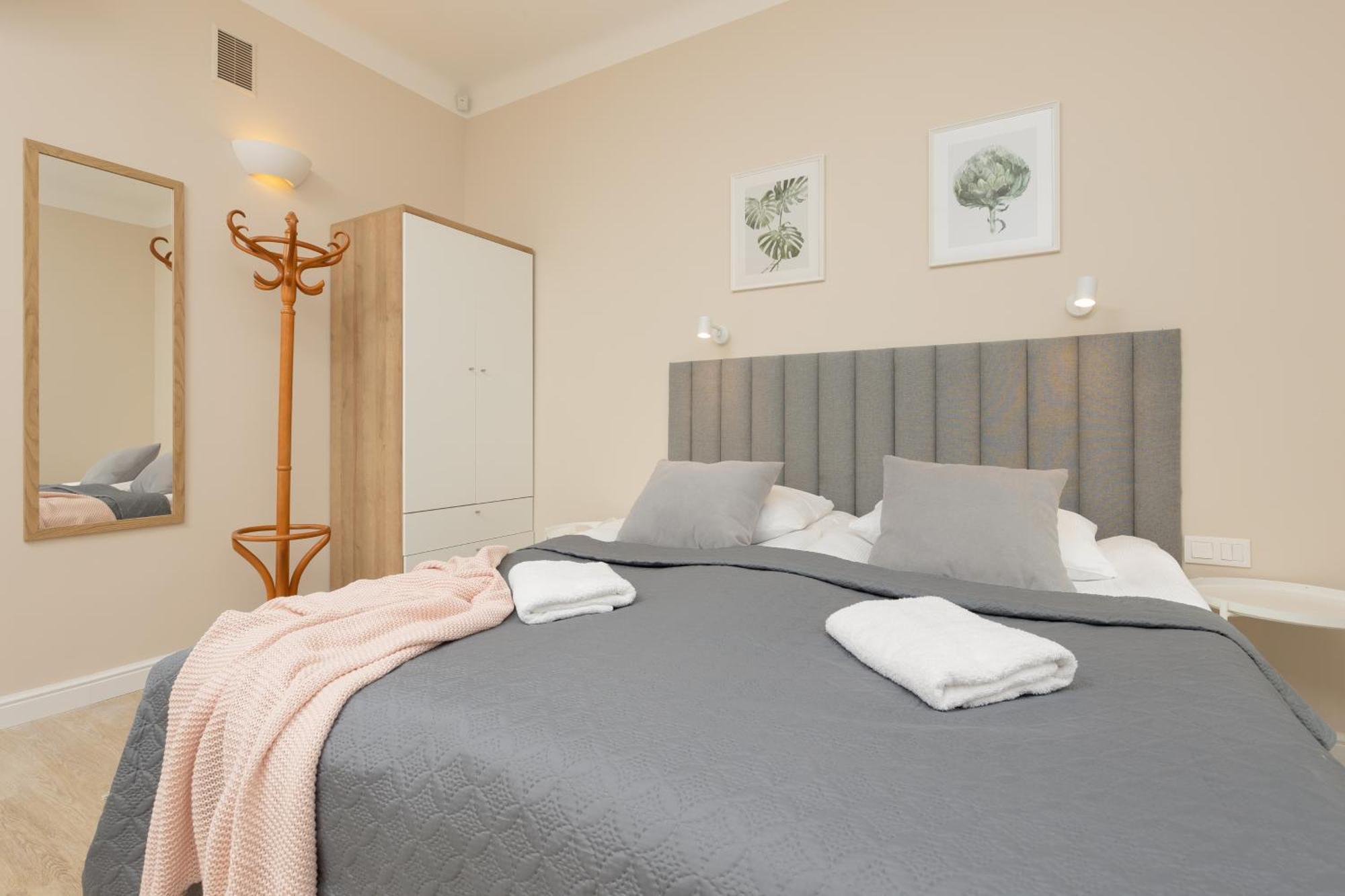 Filtrowa Luxurious Apartments Stara Ochota By Noclegi Renters Varsó Kültér fotó