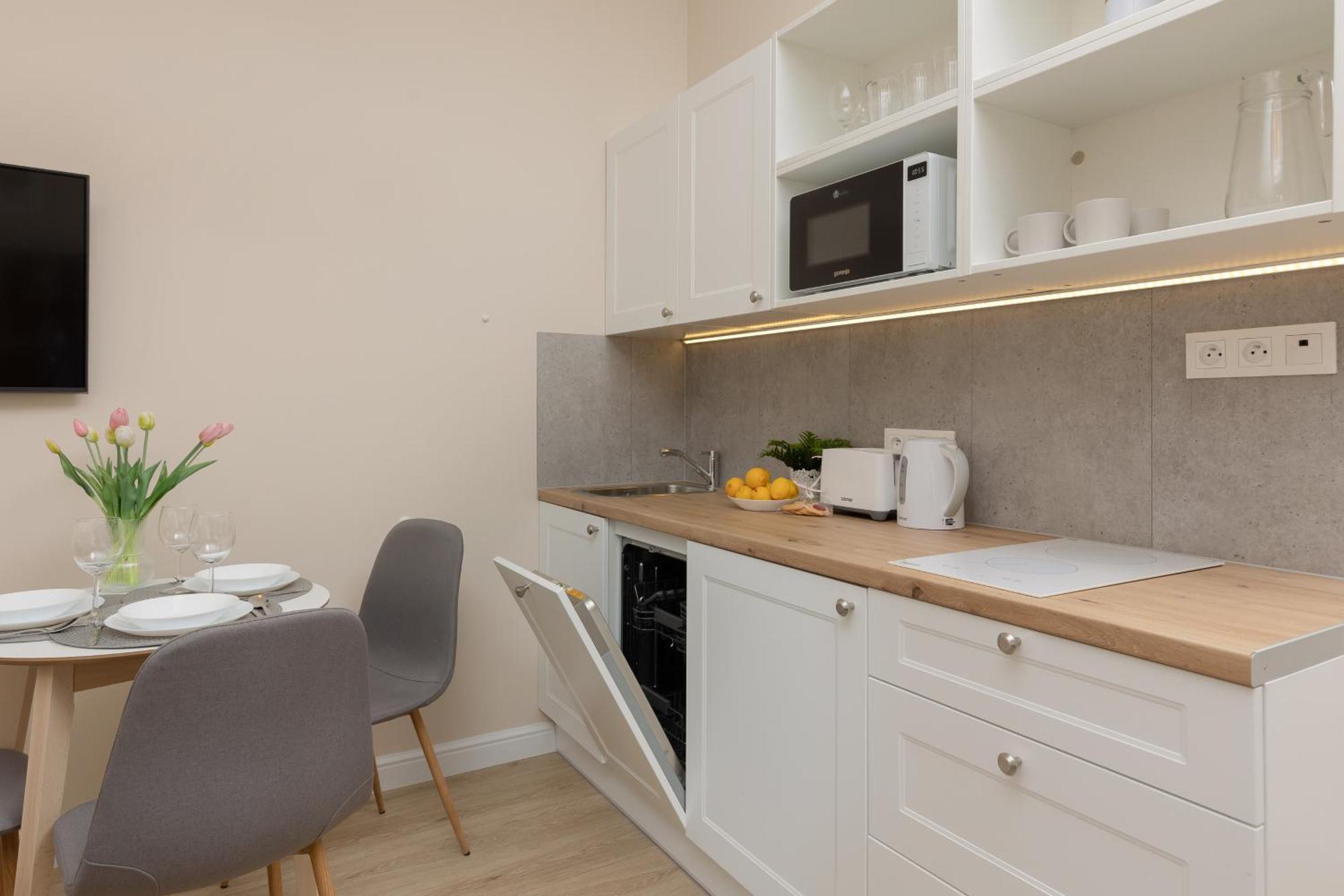 Filtrowa Luxurious Apartments Stara Ochota By Noclegi Renters Varsó Kültér fotó