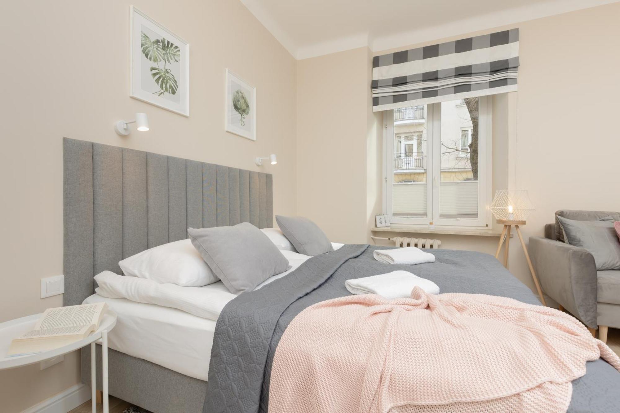 Filtrowa Luxurious Apartments Stara Ochota By Noclegi Renters Varsó Kültér fotó