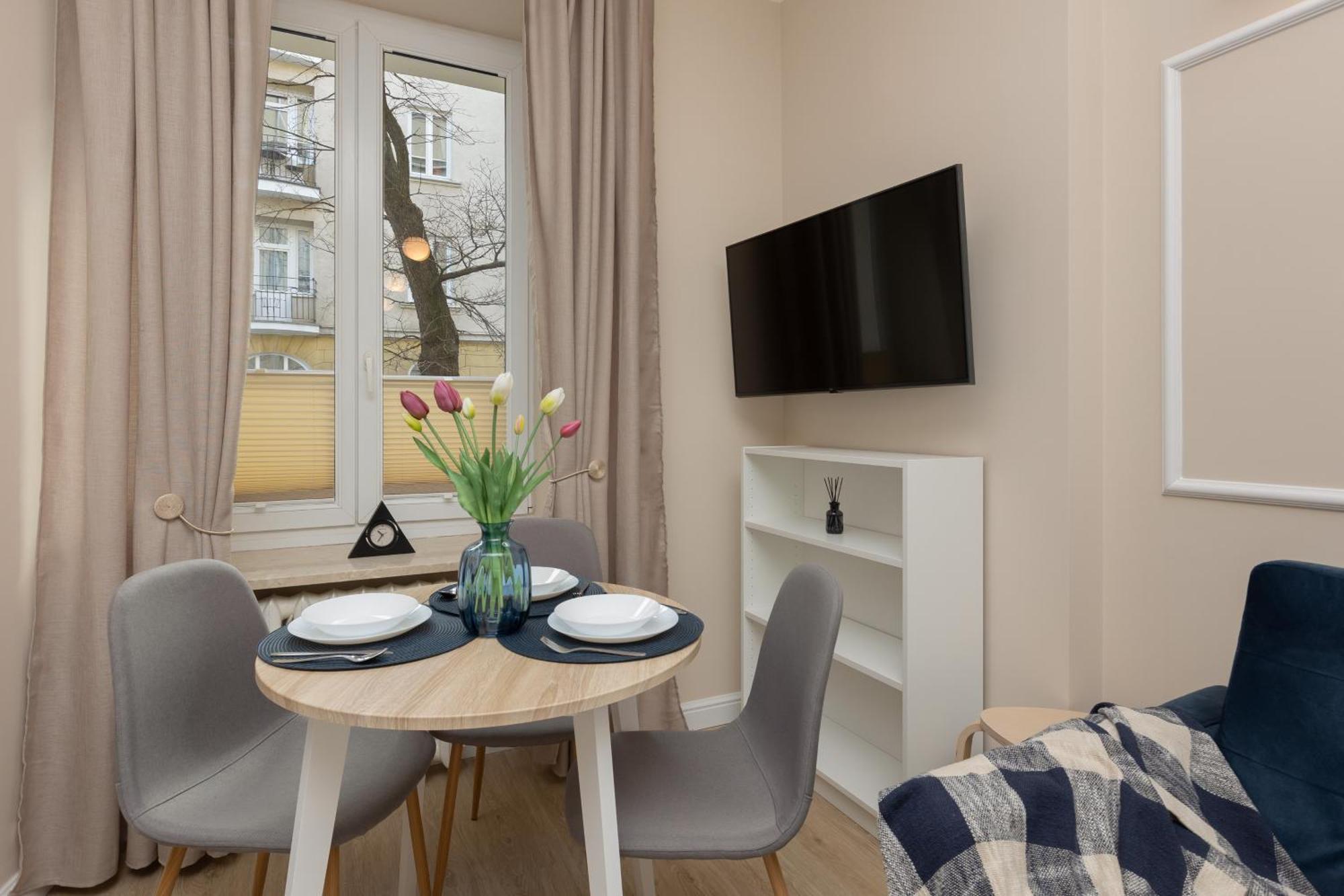 Filtrowa Luxurious Apartments Stara Ochota By Noclegi Renters Varsó Kültér fotó