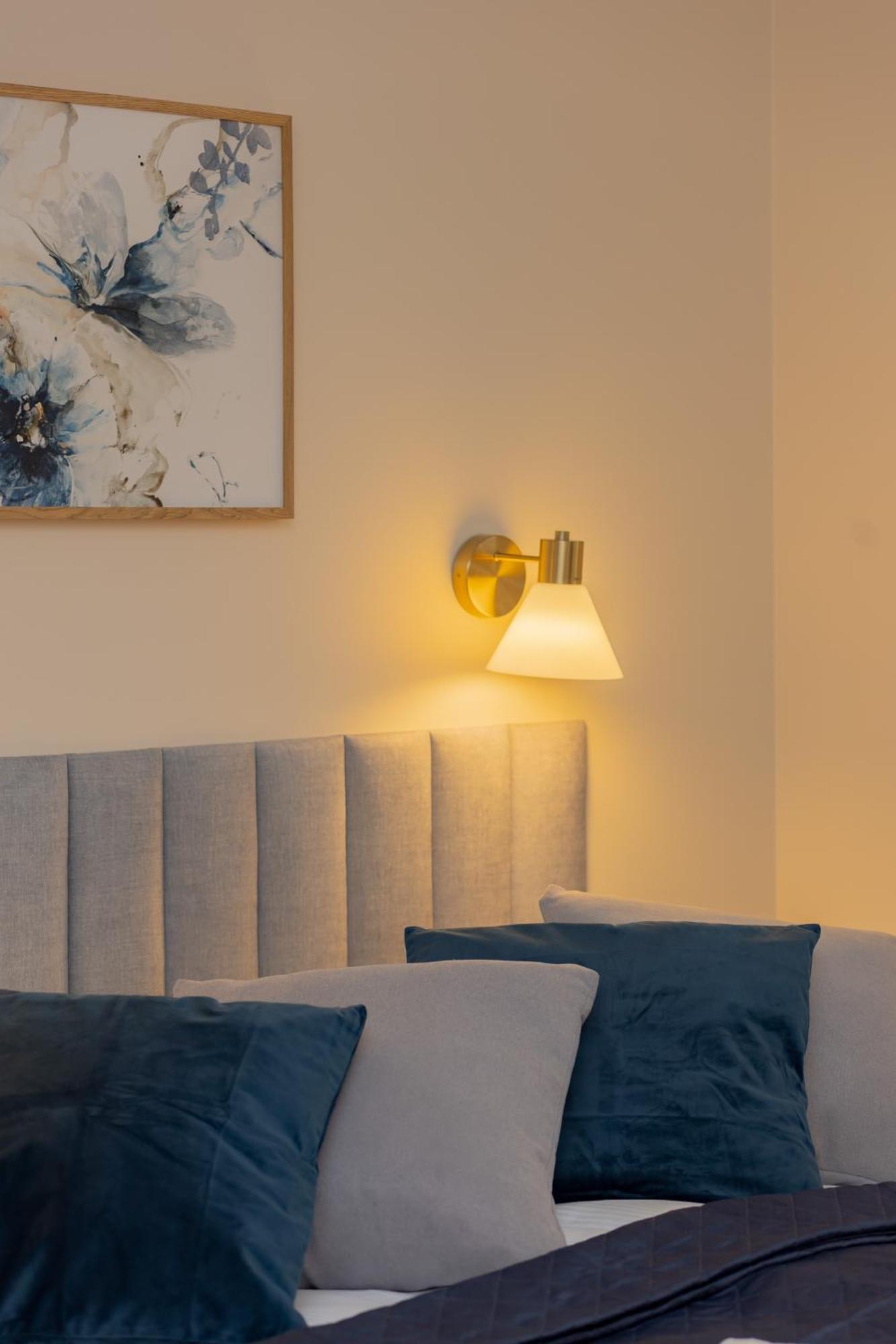 Filtrowa Luxurious Apartments Stara Ochota By Noclegi Renters Varsó Kültér fotó