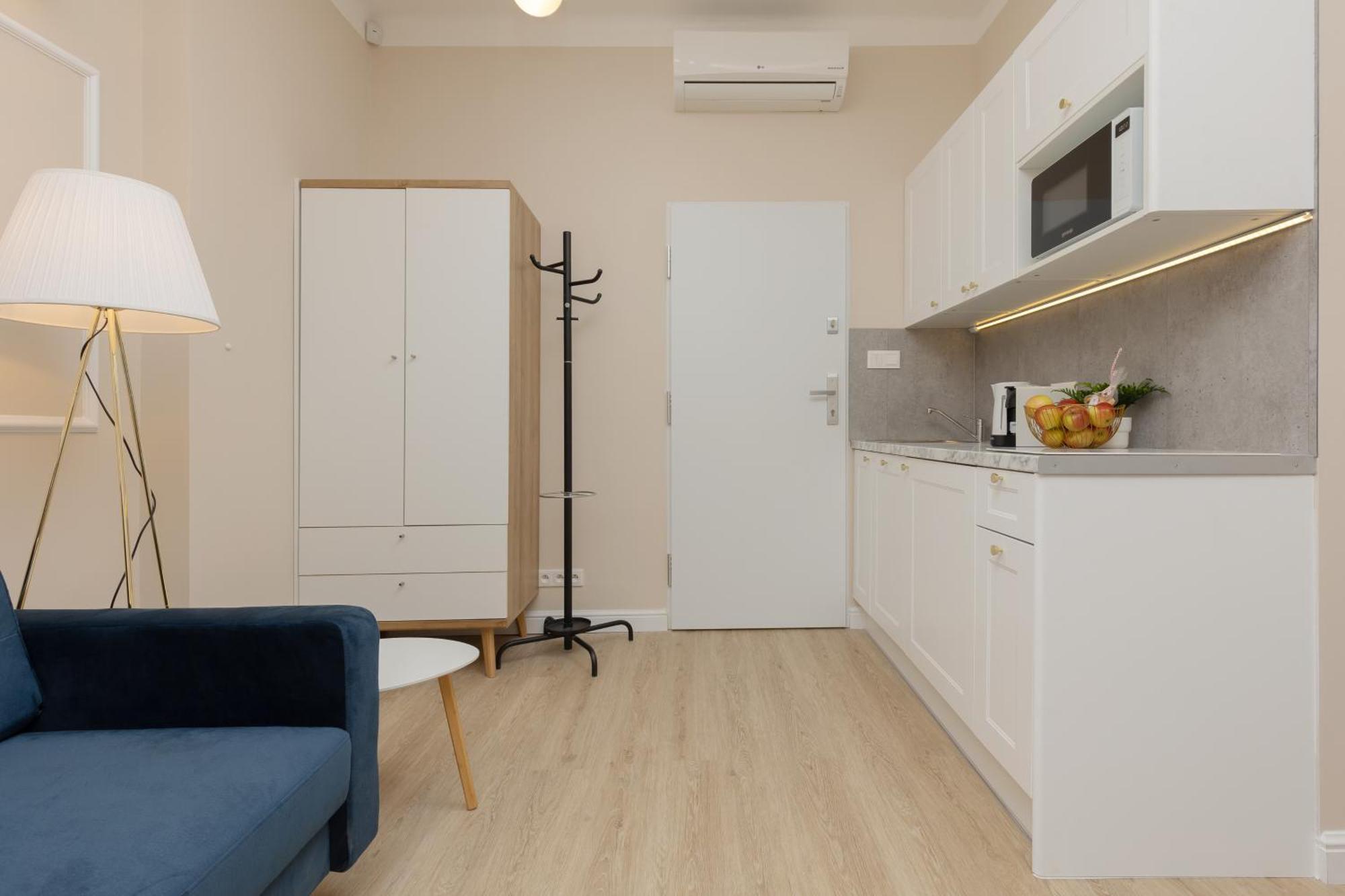 Filtrowa Luxurious Apartments Stara Ochota By Noclegi Renters Varsó Kültér fotó