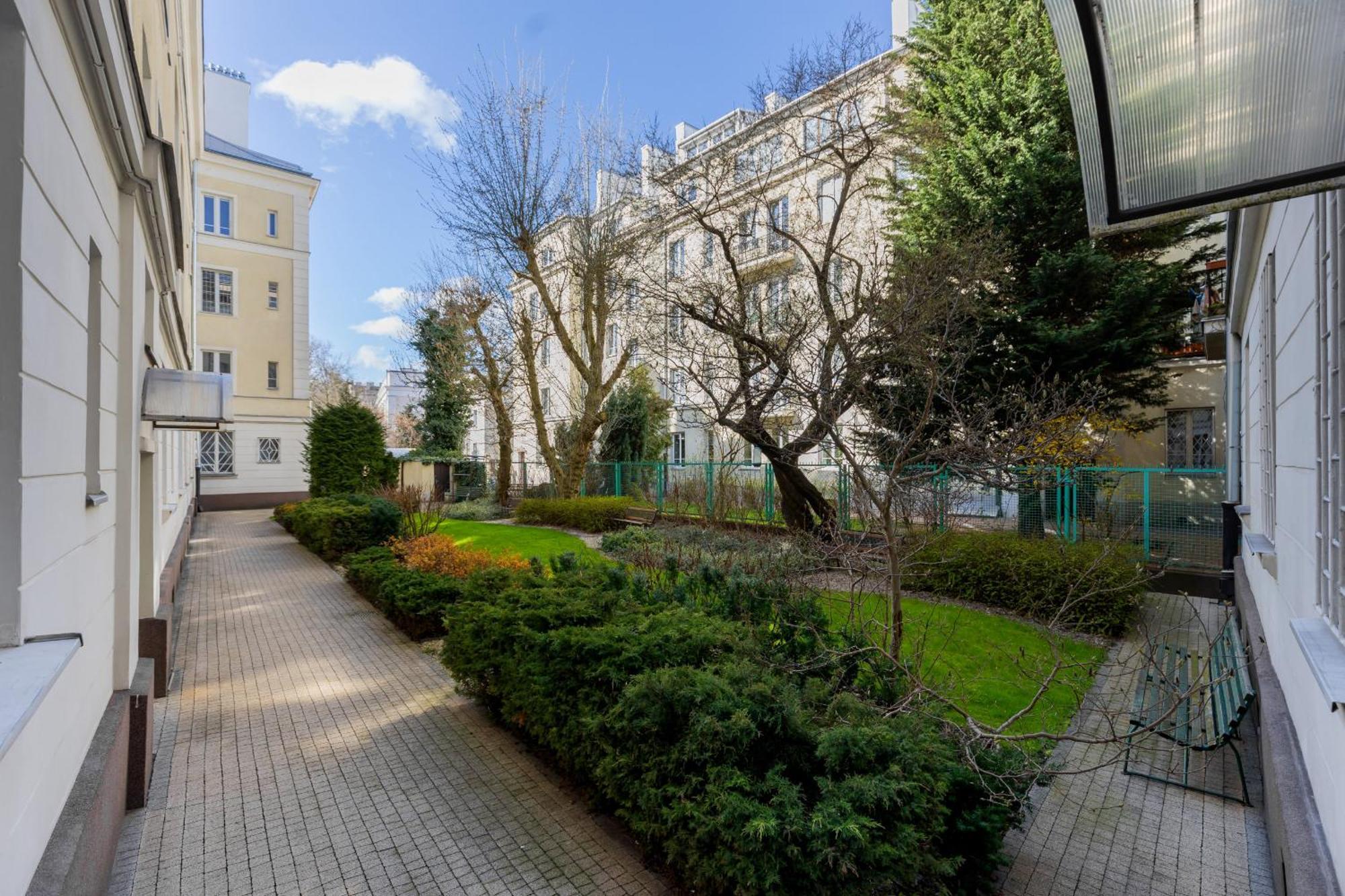 Filtrowa Luxurious Apartments Stara Ochota By Noclegi Renters Varsó Kültér fotó